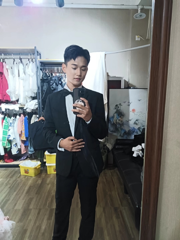 李梓宇的第一张照片--河北父母相亲团