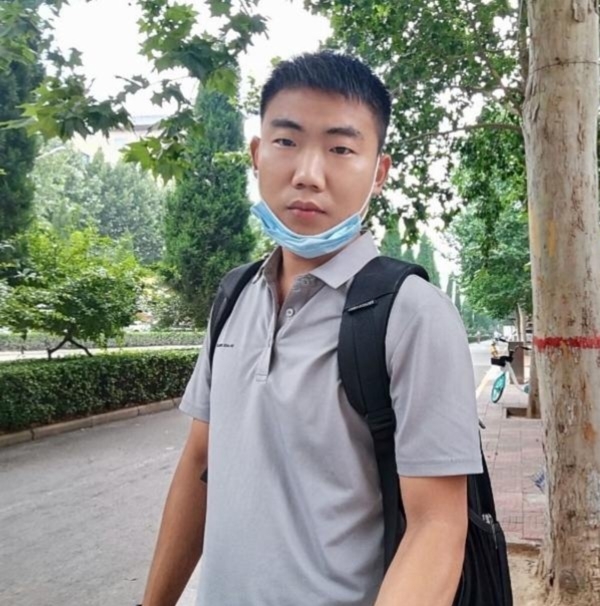 90年男征婚的第一张照片--河北父母相亲团